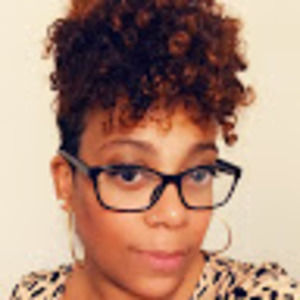 Meet your Posher, Latoya